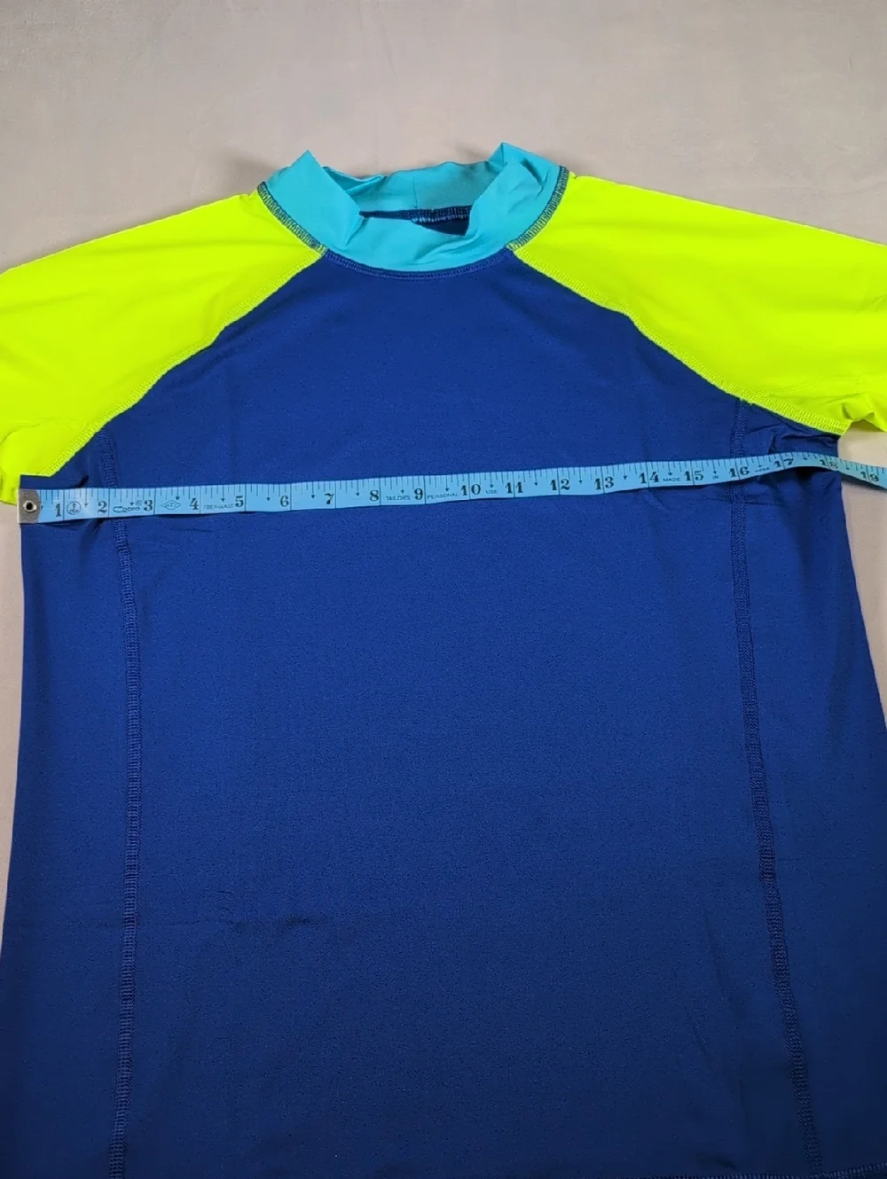 Lands's End Short Sleeve Rash Guard Shirt Size Husky XL